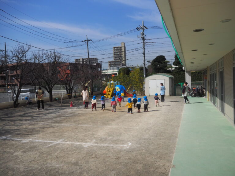 戸外遊びをしました